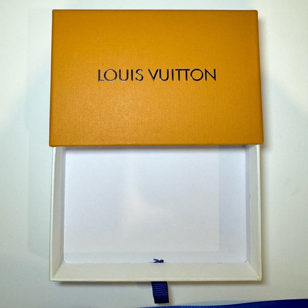 Louis Vuitton Signature Empty Jewelry Box With Ribbon - Picture 8 of 8